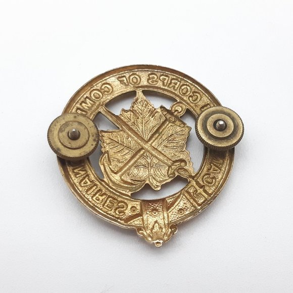 Cap Badge -Canadian Corps of Commissionaires - Picture 8 of 11